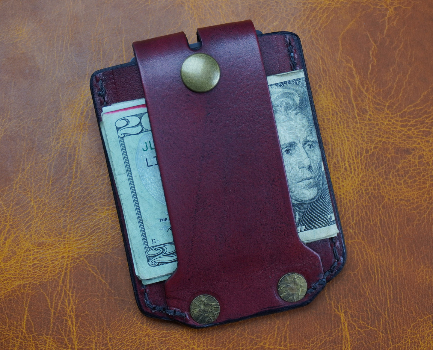 Oak Leaf Leather minimalist wallet, card holder with money clip